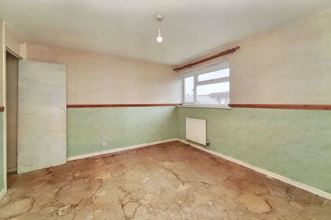 29 Brampton Gardens, Eynesbury, St Neots, Cambridgeshire, PE19 2DU 6