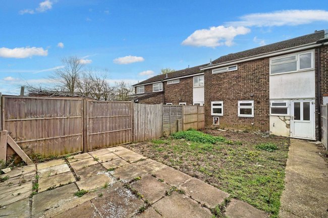 29 Brampton Gardens, Eynesbury, St Neots, Cambridgeshire, PE19 2DU 6