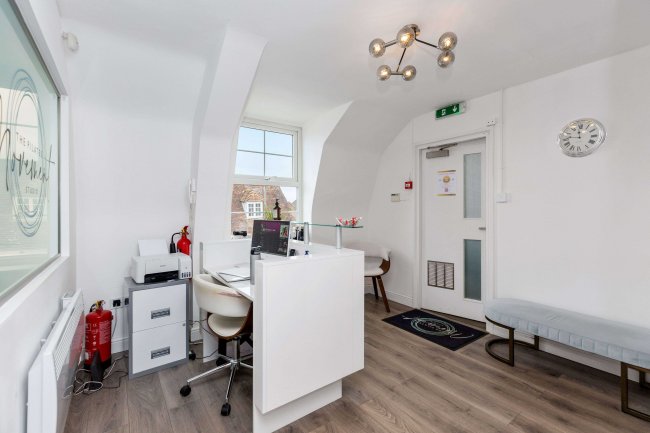 79/81 High Street, Godalming, GU7 1AW 8