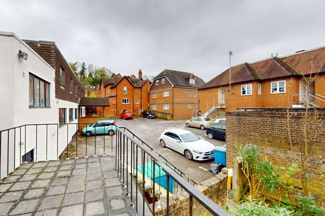 79/81 High Street, Godalming, GU7 1AW 8