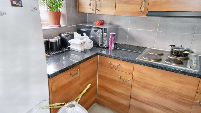 30 Pickwick Close, Hounslow, Middlesex, TW4 5ED 1