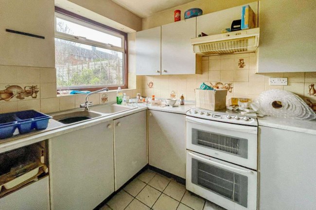 249 Worlds End Lane, Quinton, Birmingham, B32 2RX 3