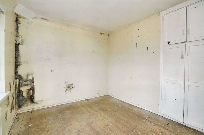 92 Beauvale Drive, Ilkeston, Derbyshire, DE7 8SJ 9