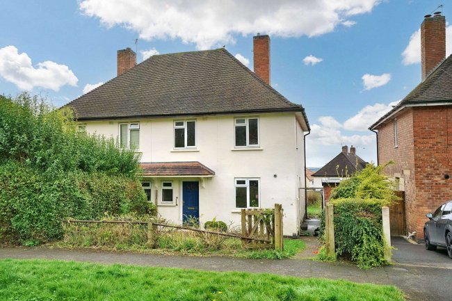 92 Beauvale Drive, Ilkeston, Derbyshire, DE7 8SJ 9