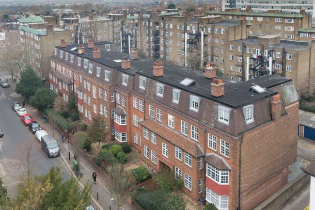 Endsleigh Mansions, Leigham Avenue, Streatham, London, SW16 2DP 4