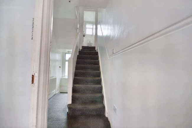 7 Fordham Street, Aldgate, London, E1 1HS 6