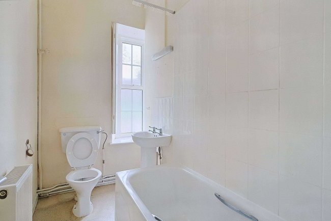 1–5 The Old Rectory, Iwerne Courtney, Dorset DT11 8RF 3