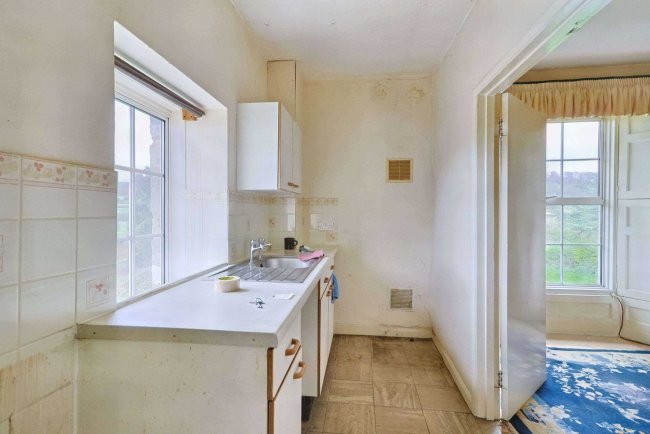 1–5 The Old Rectory, Iwerne Courtney, Dorset DT11 8RF 3