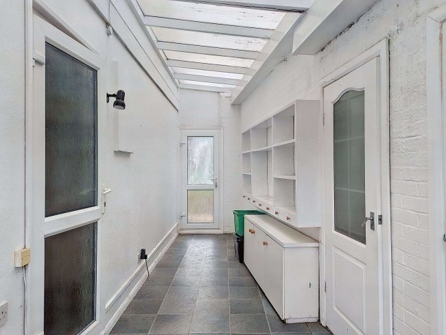 48 Marion Crescent, Orpington, BR5 2HD 7