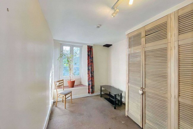 11 Queens Terrace, Exeter, EX4 4HR 10