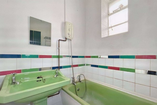 11 Queens Terrace, Exeter, EX4 4HR 10