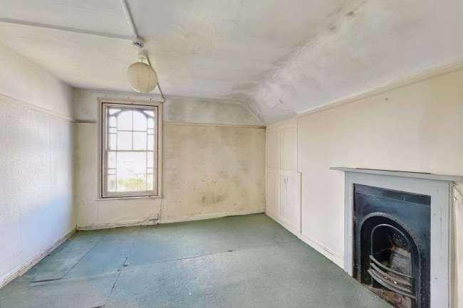 11 Queens Terrace, Exeter, EX4 4HR 10