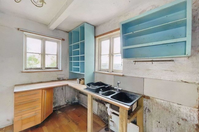 11 Queens Terrace, Exeter, EX4 4HR 10