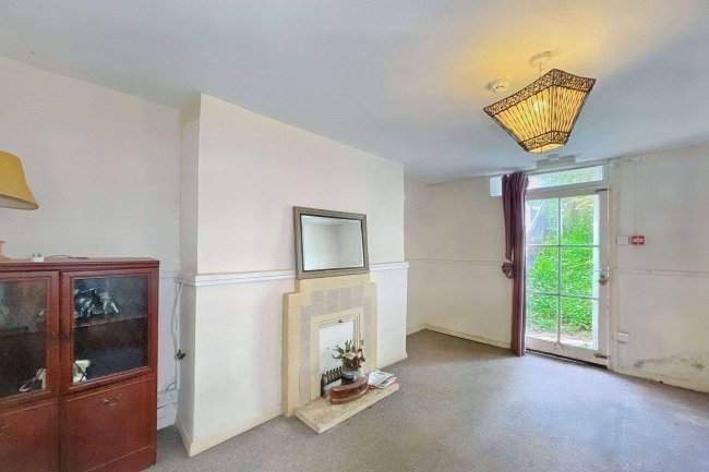 11 Queens Terrace, Exeter, EX4 4HR 10