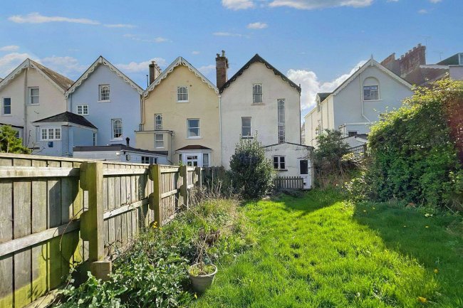 11 Queens Terrace, Exeter, EX4 4HR 10