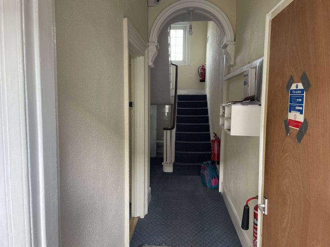 280 North Road West, Plymouth, Devon PL1 5DQ 5