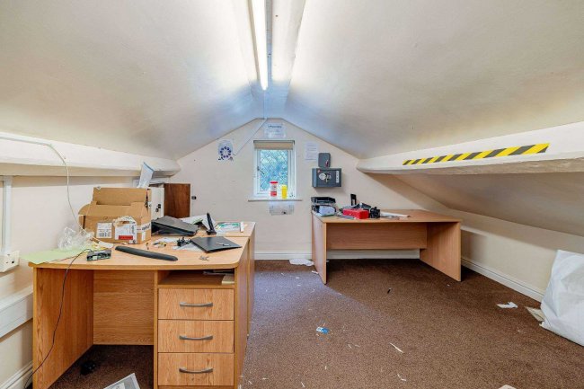 Bank Hall Farm, Swanlow Lane, Winsford, CW7 4BP 8