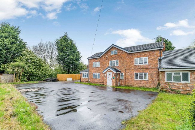 Bank Hall Farm, Swanlow Lane, Winsford, CW7 4BP 8