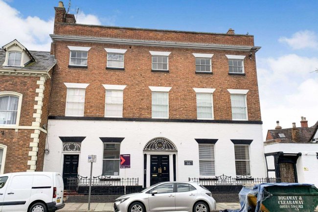 Flat 1 Moffat House, 66 High Street, Tewkesbury, GL20 5FU 5