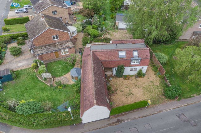 45 High Street, Milton, CB24 6DF 8