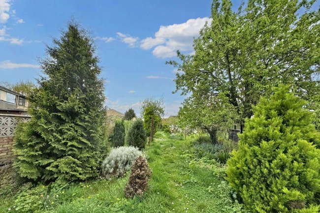 45 High Street, Milton, CB24 6DF 8