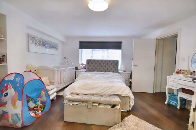 Flat 2, 2A Wendover Road, London, NW10 4RT 4
