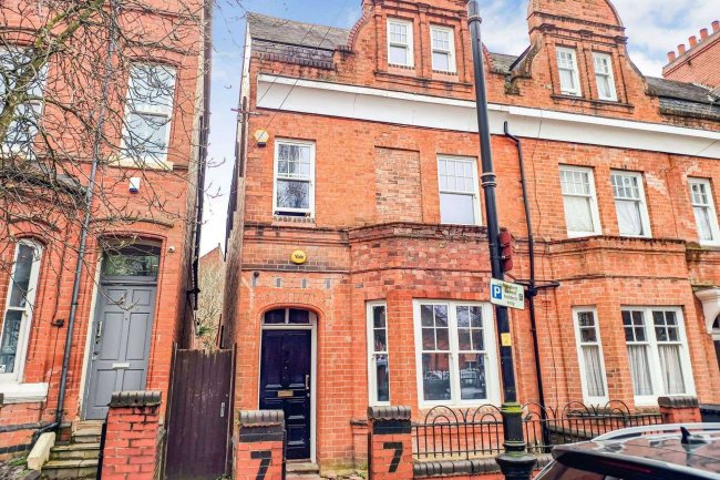 7 Severn Street, Leicester, LE2 0NN 10