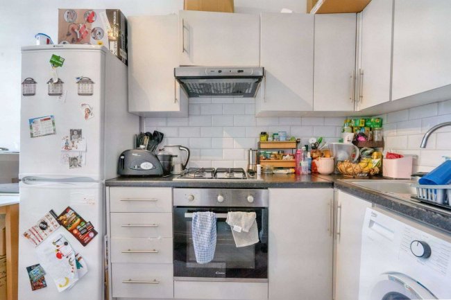 21C High Road, Stamford Hill, N15 6ND 1