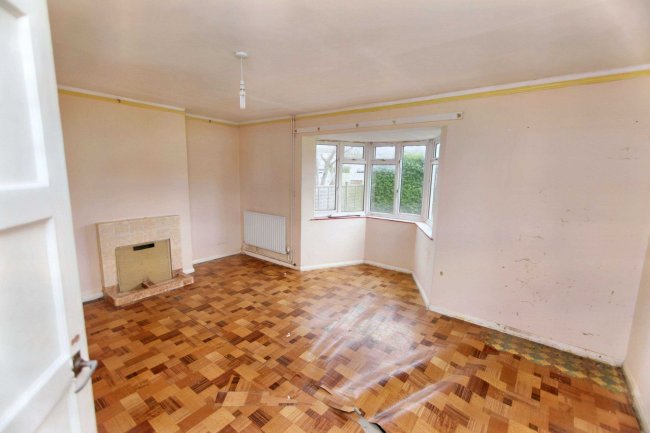 1 Bayley Crescent, Burnham, Slough, SL1 7EF 5