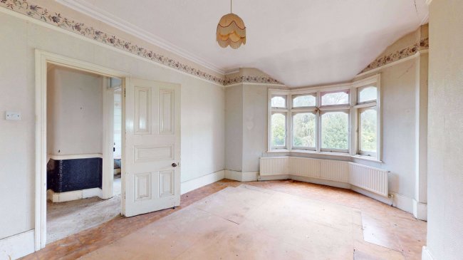 64 Oakfield Road, Southgate, London, N14 6LX 3