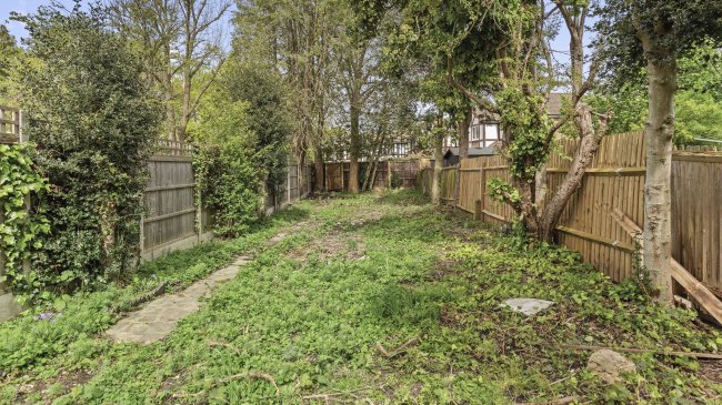 64 Oakfield Road, Southgate, London, N14 6LX 3