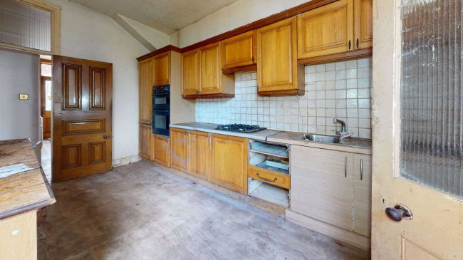 64 Oakfield Road, Southgate, London, N14 6LX 3