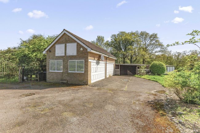 Little Acres, Foxes Lane, Brookmans Park, Hatfield, Hertfordshire, AL9 7BA 9