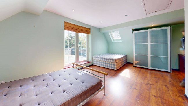 Little Acres, Foxes Lane, Brookmans Park, Hatfield, Hertfordshire, AL9 7BA 9