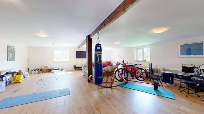 Little Acres, Foxes Lane, Brookmans Park, Hatfield, Hertfordshire, AL9 7BA 9