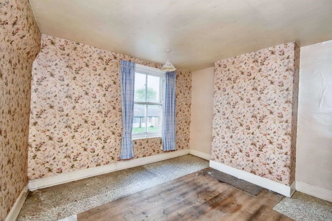 45 Towngate, Barnsley, South Yorkshire, S75 6AS 9