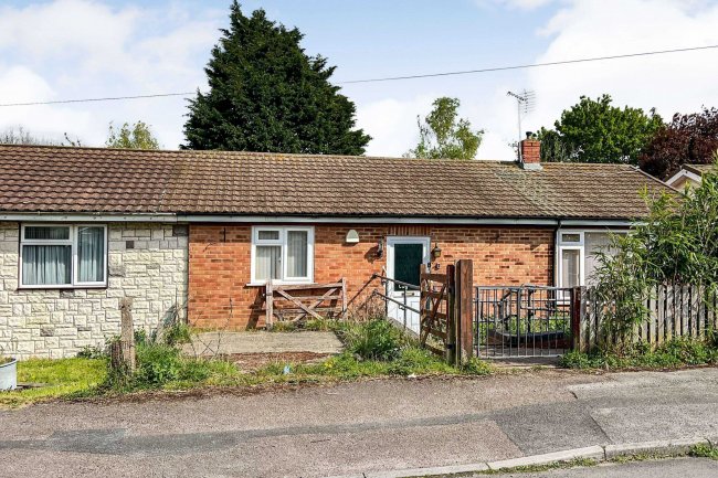 37 Shakespeare Avenue, Gloucester, GL2 5AL 3