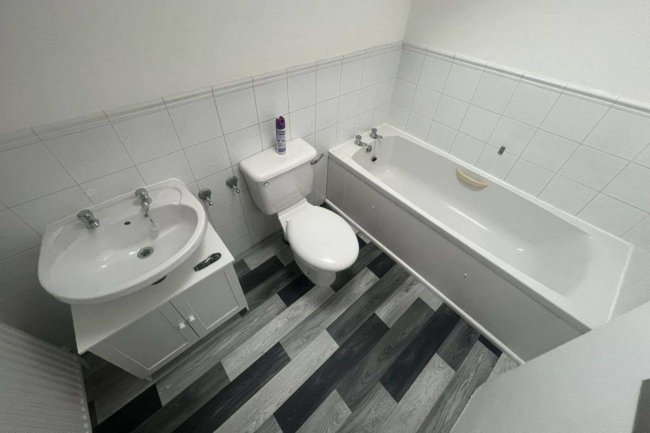 11 Stand Lane, Manchester, Greater Manchester M26 1NW 3