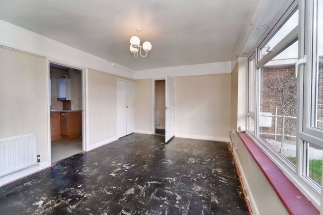 5 Goose Green, Farnham Royal, Slough, SL2 3DU 5