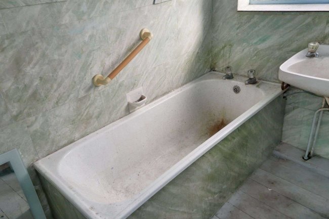 32 Alderwick Drive, Hounslow TW3 1SF 4