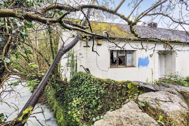 Riverside, Clarence Road, St. Austell, PL25 5NL 7