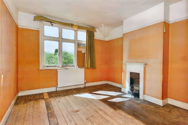 37 Queslett Road, Great Barr, Birmingham B43 6DP 4