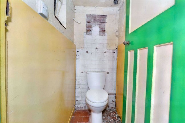 37 Queslett Road, Great Barr, Birmingham B43 6DP 4