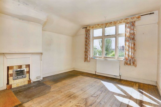 37 Queslett Road, Great Barr, Birmingham B43 6DP 4