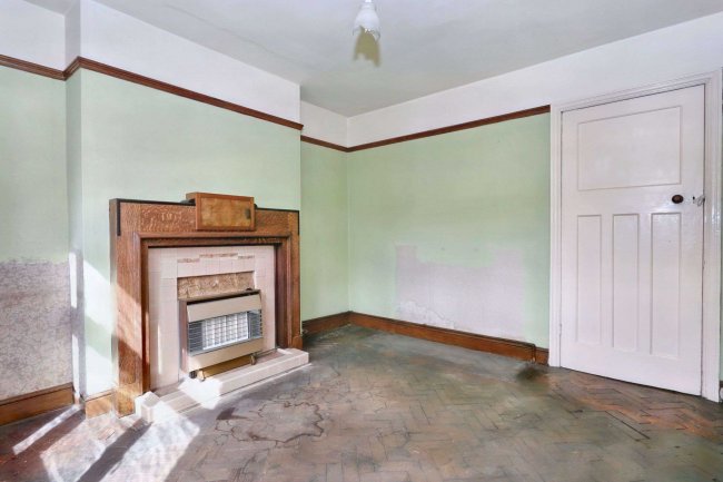 37 Queslett Road, Great Barr, Birmingham B43 6DP 4