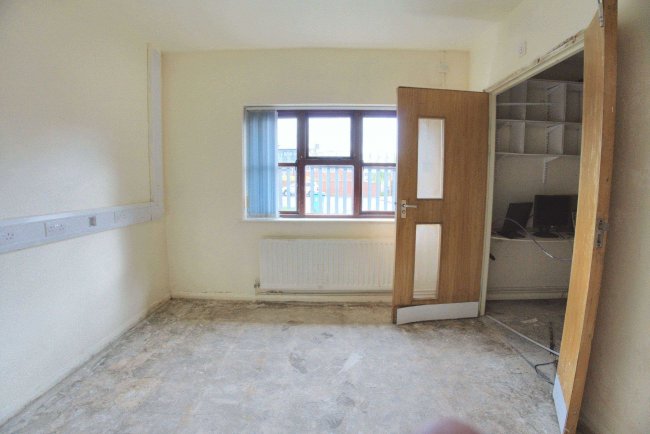 St. Johns House, 2 Greenfield Walk, Liverpool, Merseyside, L36 0XP 3