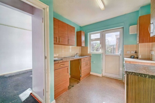 35 Clonmel Way, Burnham, Slough, SL1 7DA 1