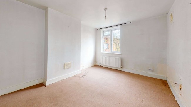 71B Chobham Road, Stratford, London, E15 1LX 2