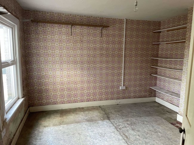 11 Cleveland Road, Chichester, West Sussex, PO19 7AF 5