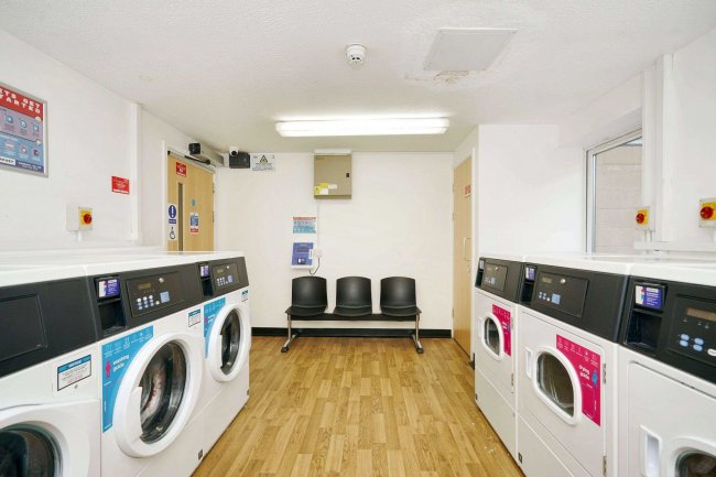 Unit B21 Leighton Hall, Leighton Street, Preston, Lancashire PR1 8RH 3